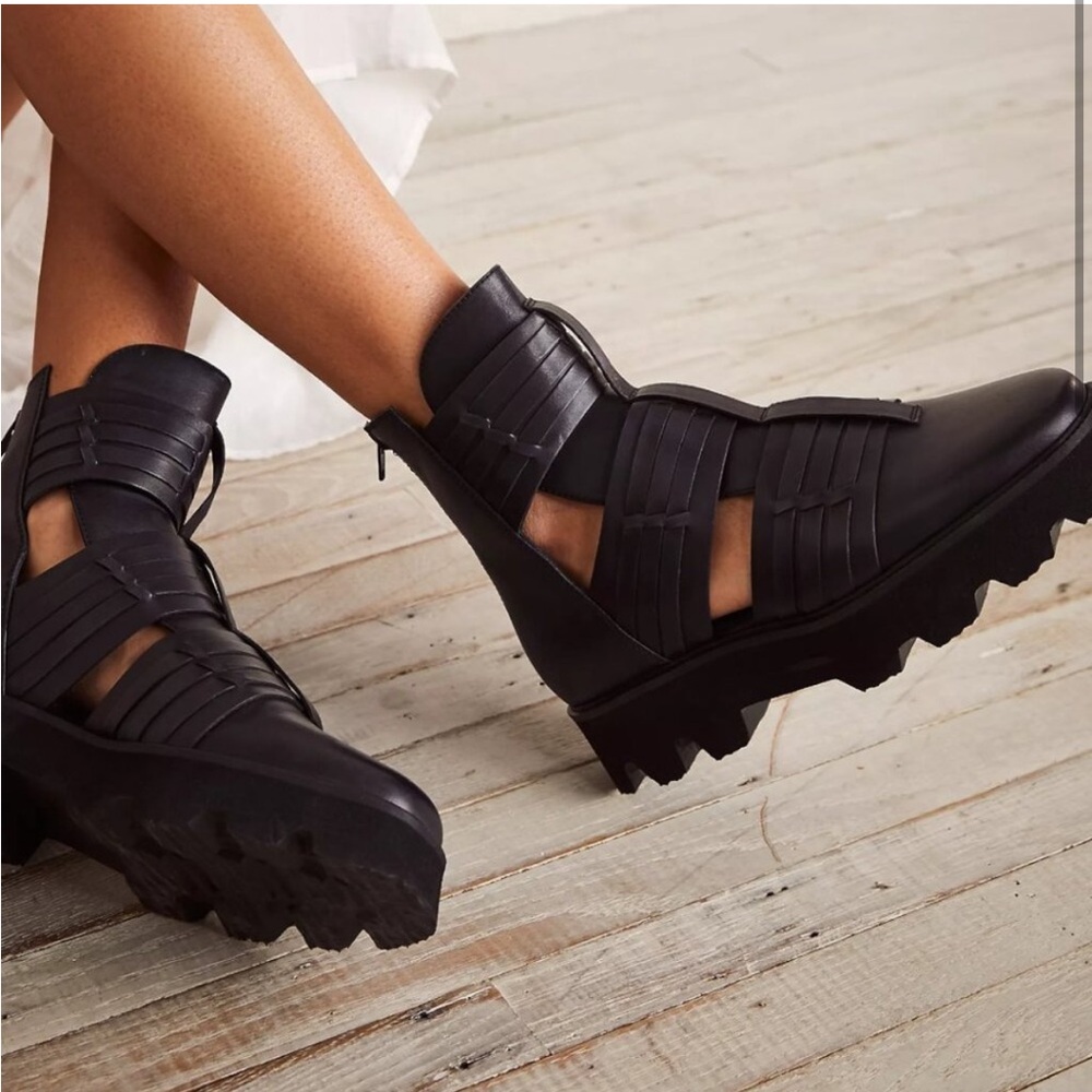 Free People Hydra Huarache Lug leather black caged boots - Picture 4 of 14